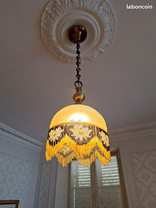 Lustre (image 1)