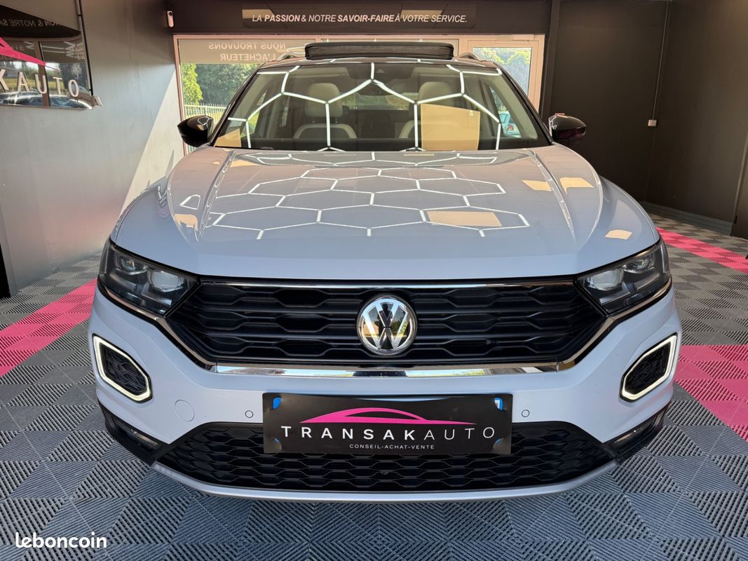 VOLKSWAGEN T-ROC 1.5 TSI 150 EVO Start/Stop DSG7 Carat Exclusive / Entretien Exclusif Volkswagen / Toit Ouvrant (image 11)
