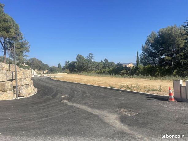 Terrain 500 m² Cadenet