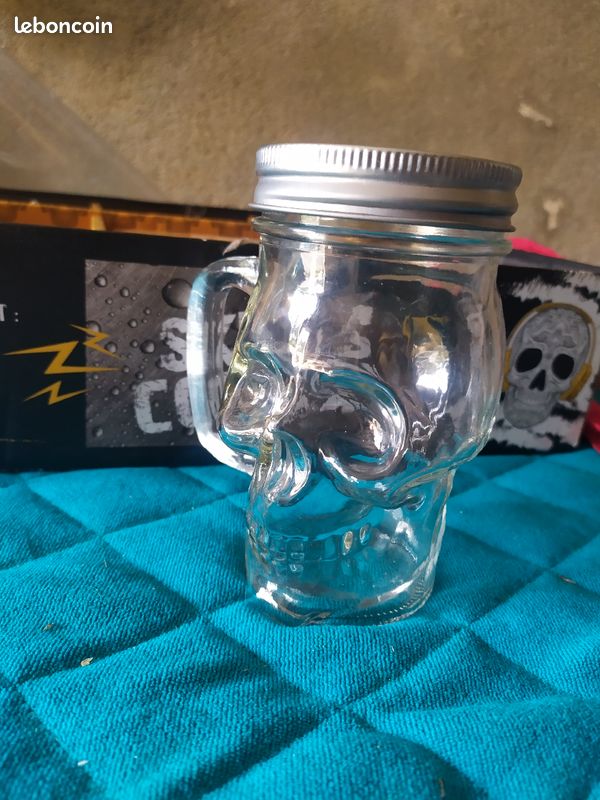 Bock Skull sans pailles (image 1)