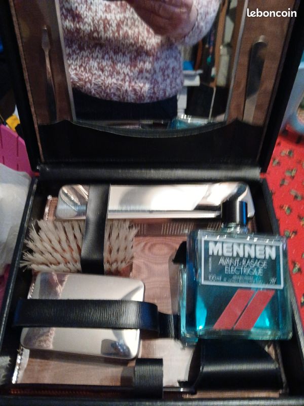 Trousse de toilette homme (image 2)