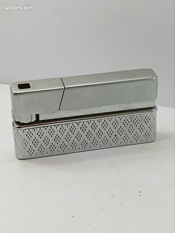 Briquet (image 1)