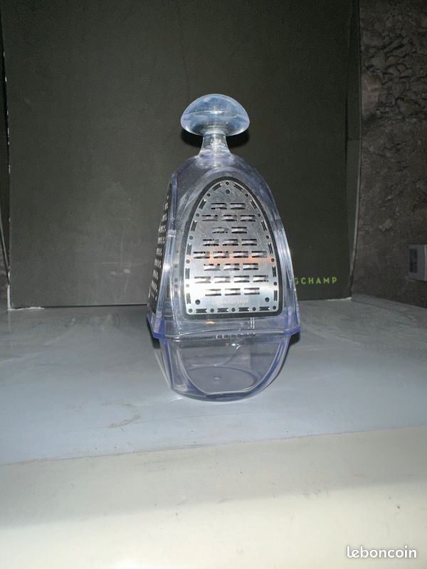 Râpe à fromage (image 1)