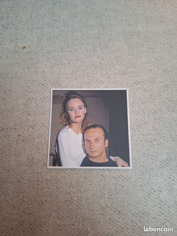 Magnet Vanessa Paradis et rheda 38 (image 1)