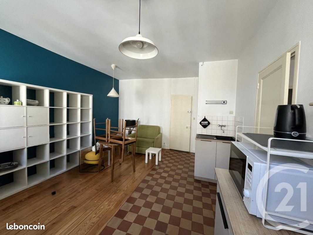 Appartement 2 pièces 30 m² · à Laval · 30 m² · 500 €