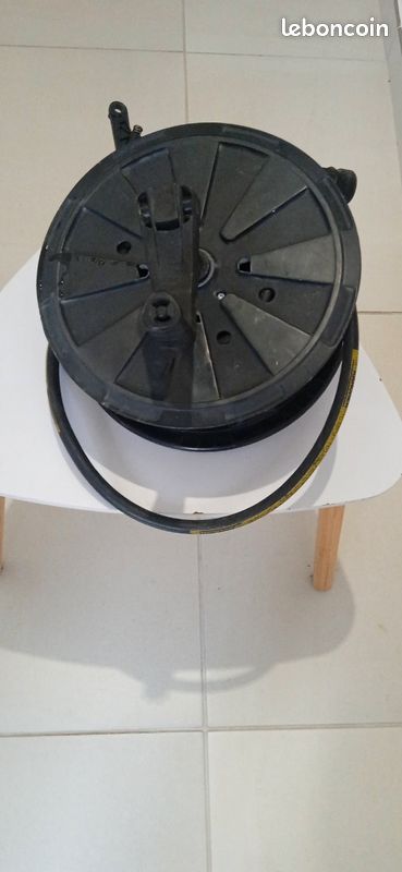Un tuyau de KARCHER et son enrouleur (image 5)