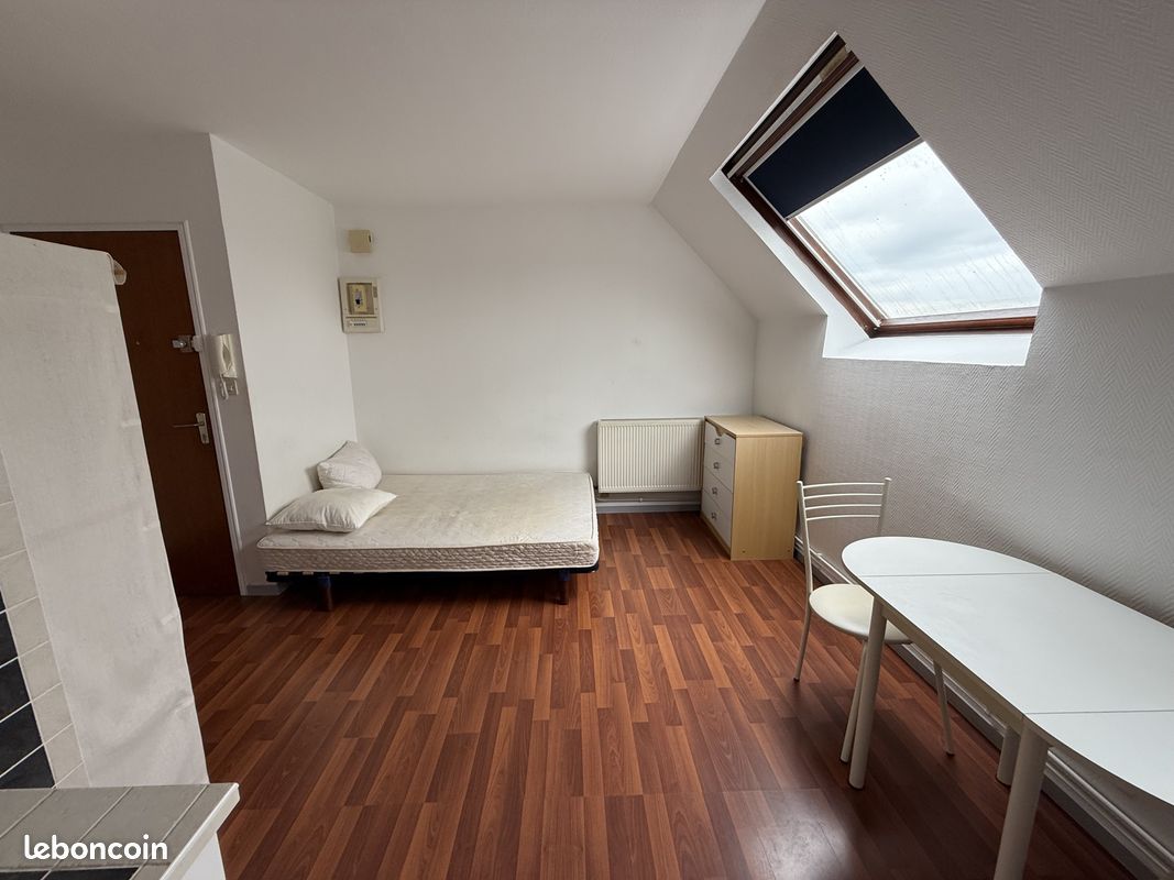 Studio 1 pièce 23 m² (image 2)