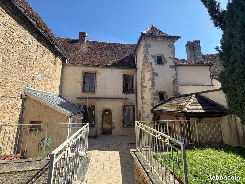 Maison 7 pièces 150 m² · à Arnay-le-Duc · 150 m² · 159 000 €