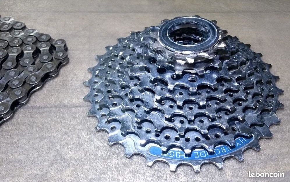 Cassette Shimano Hyperglide 11/30 - 8 Vitesses - Occasion