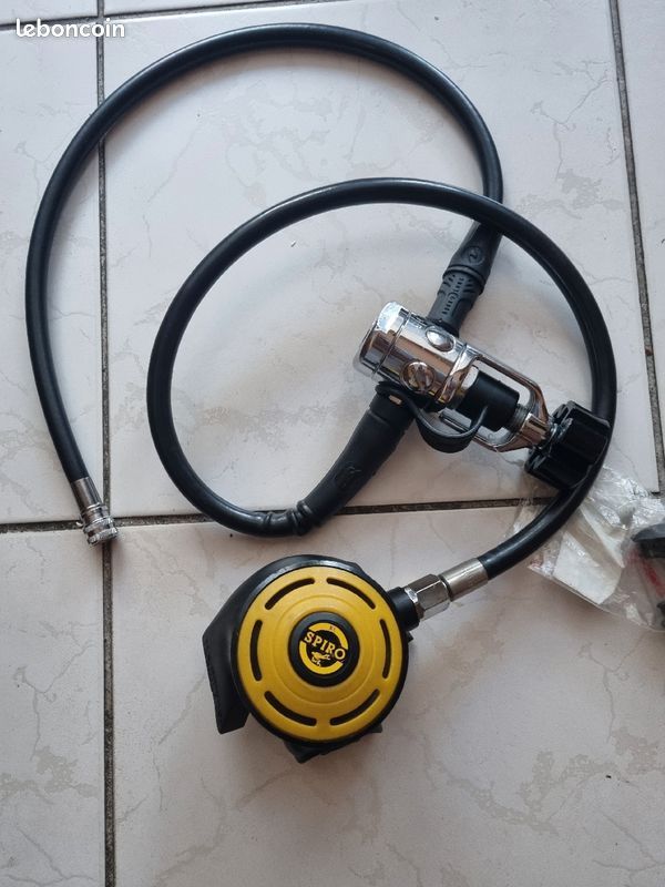 DÉTENDEUR COUSTEAU GAGNAN Spirotechnique 1 er modèle EUR 130,00