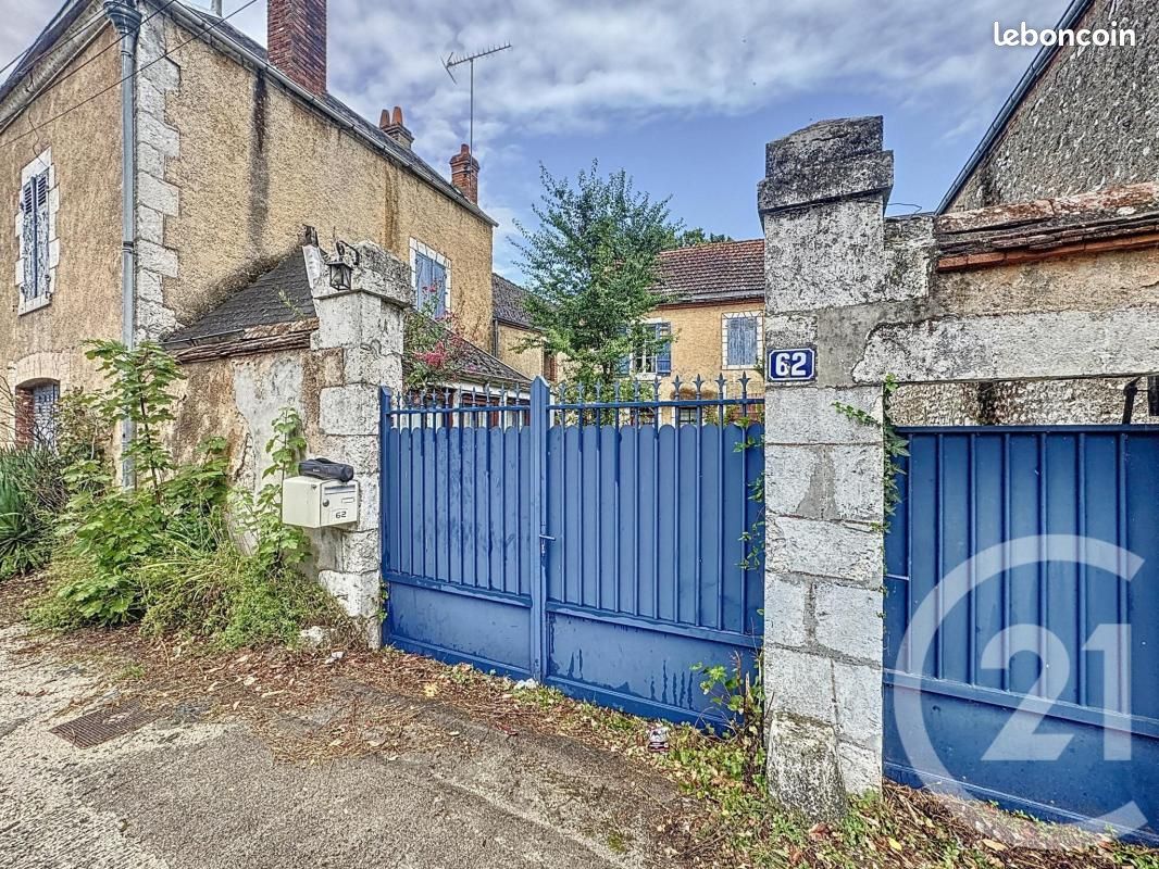 Maison 6 pièces 147 m² · à Saint-Ay · 147 m² · 151 200 €