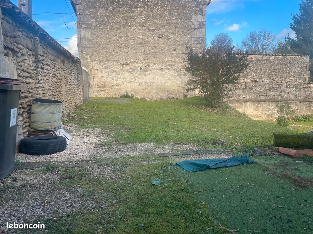Maison 3 pièces 39 m² · à Cognac · 39 m² · 75 000 €