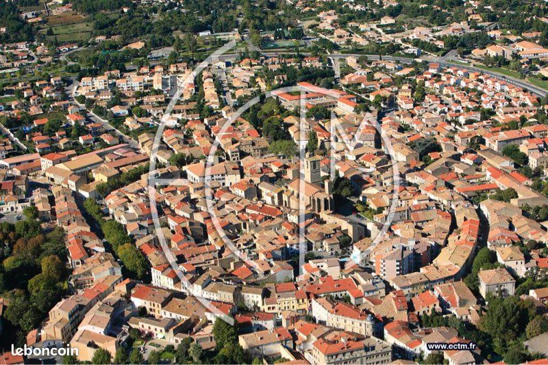 Immeuble 3 pièces 450 m² · à Lézignan-Corbières · 450 m² · 180 000 €