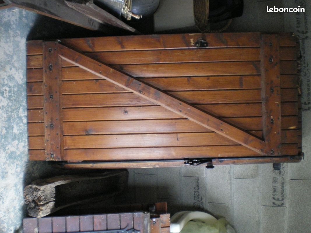Volets en bois (image 1)