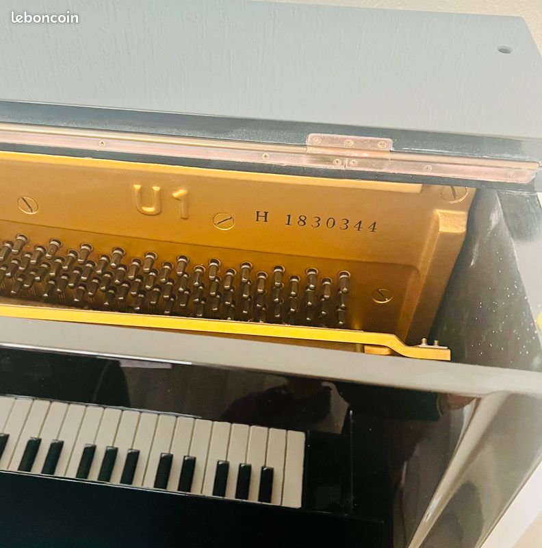 Piano Yamaha U1 (image 2)