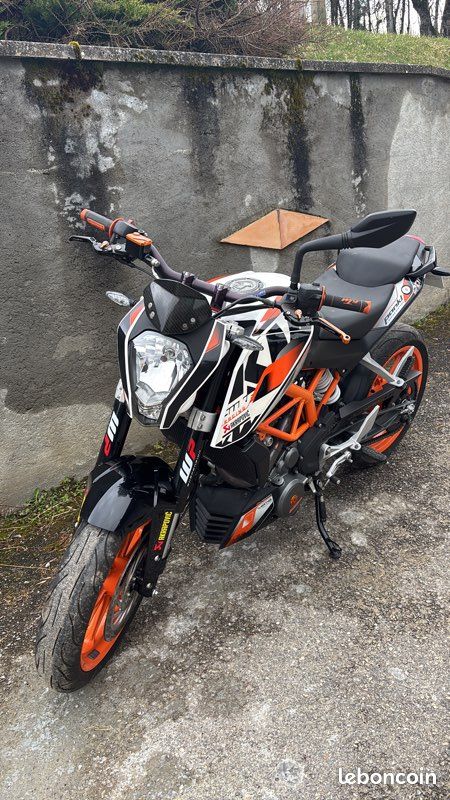 KTM duke 390 (image 1)