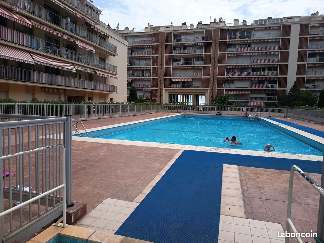 Appartement 1 pièce 26 m² · à Roquebrune-Cap-Martin · 26 m² · 890 €