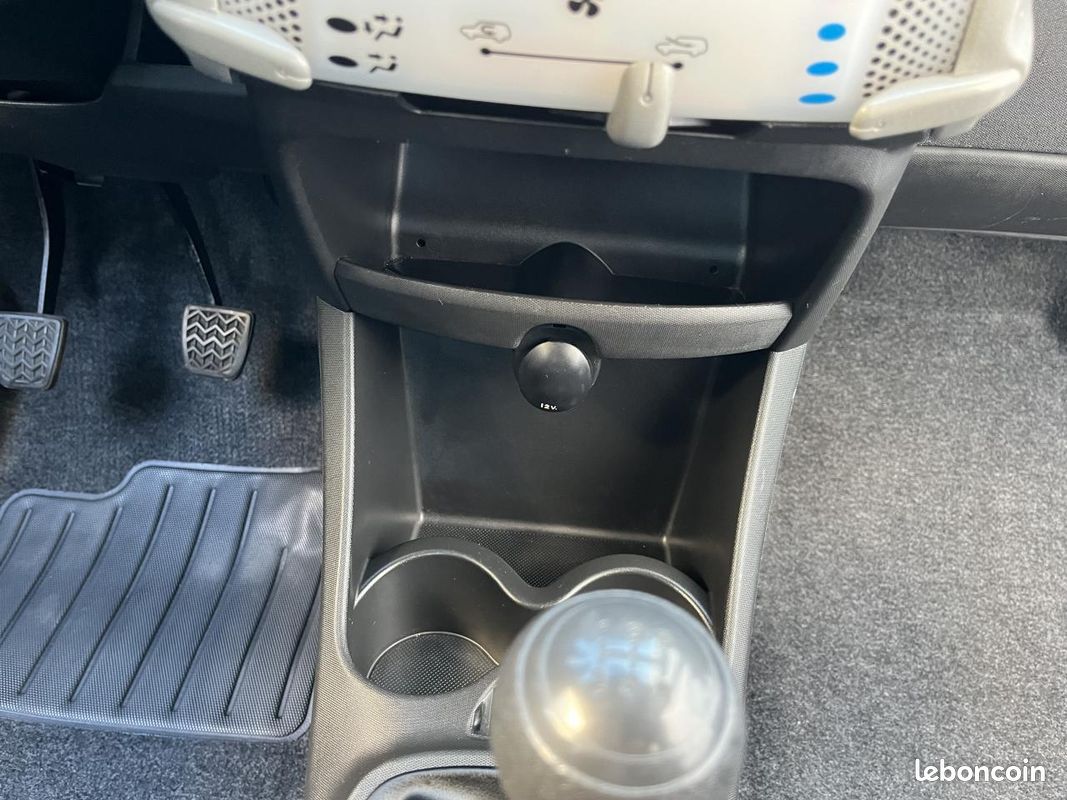 CITROEN C1 1.0i TENDANCE MOTEUR A CHAINE GARANTIE 12 MOIS (image 22)