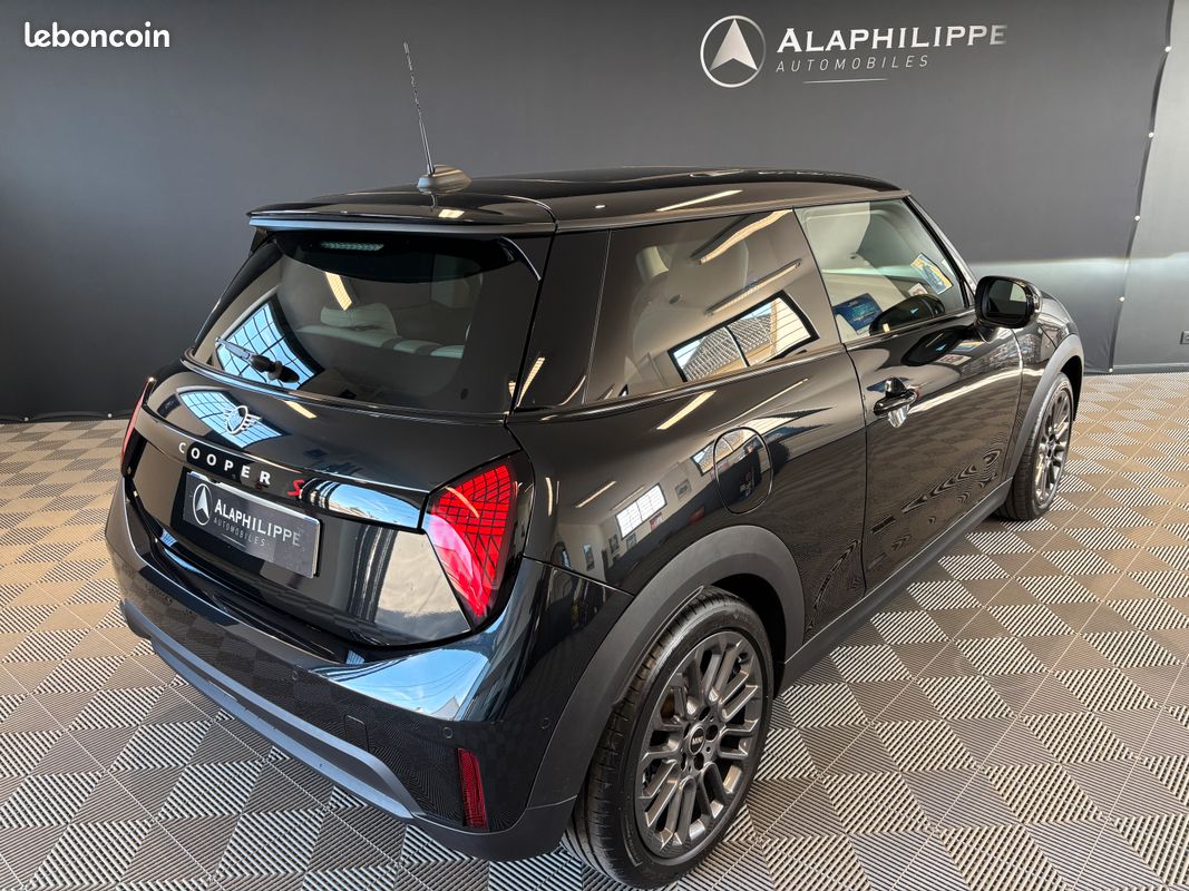 Mini cooper s 3 portes 204ch dkg7 (image 3)