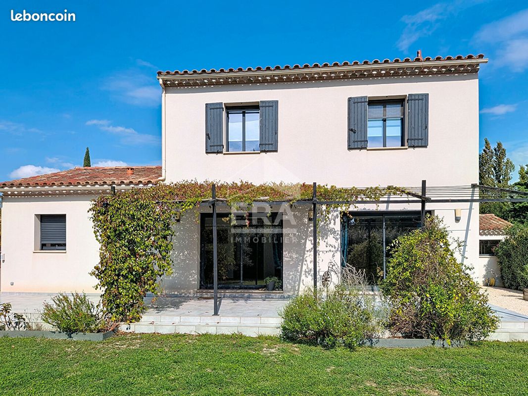 Maison 6 pièces 125 m² · à Cabannes · 125 m² · 438 000 €
