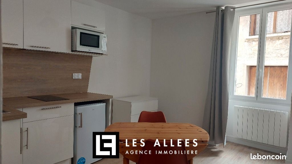 Appartement 1 pièce 18 m² · à Montélimar · 18 m² · 374 €