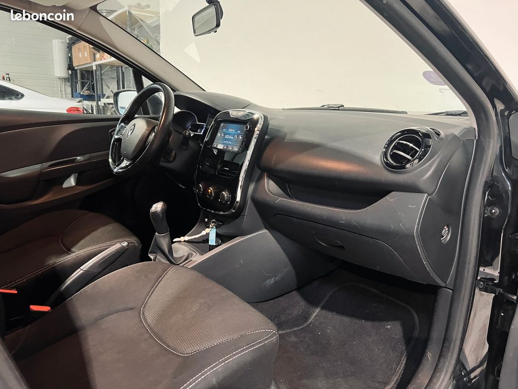RENAULT Clio IV TCE 90 Zen (image 14)