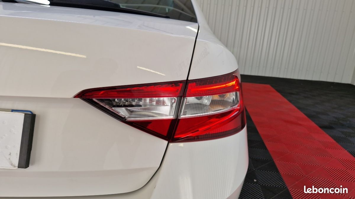 Skoda Superb 1.4 TSI PHEV 218ch DSG6 Business (image 22)