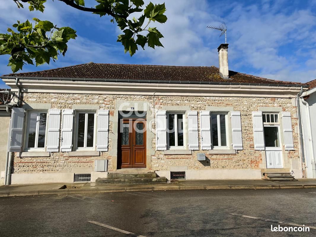 Maison de ville 6 pièces 115 m² - Saint-Sever 40500 (image principale 0)