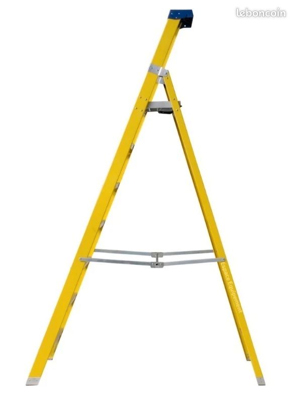 Escabeau isolant XPERTY 7 merches (image 3)