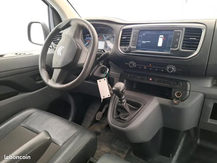 Citroën Jumpy FOURGON XL 2.0 BlueHDi 120 Driver (image 2)