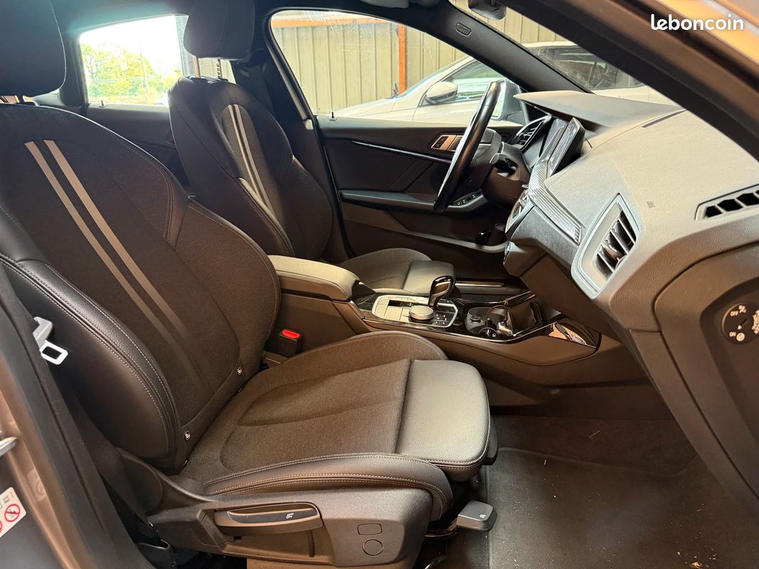 BMW SERIE 2 GRAN COUPE F44 2.0 218d 150 ch / Suivi complet BMW / Caméra de recul / Carplay (image 19)