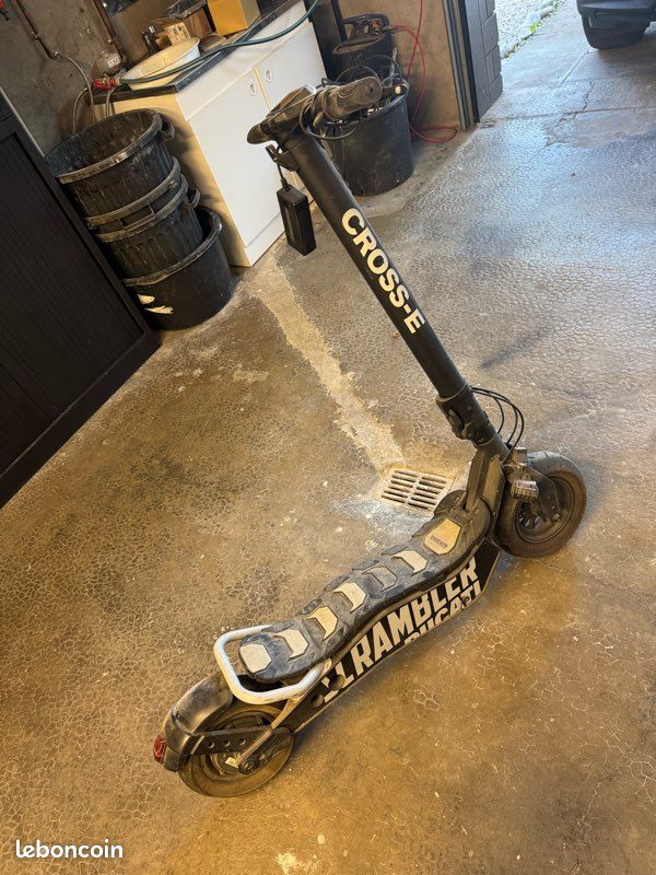 Trottinette ducati (image 1)