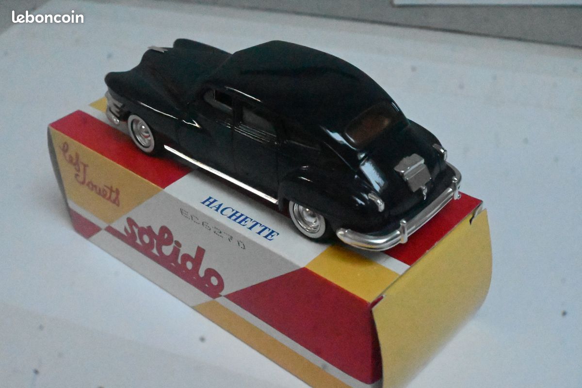 Miniature au 1/43 : Chrysler Windsor - 1946 par Solido (image 2)