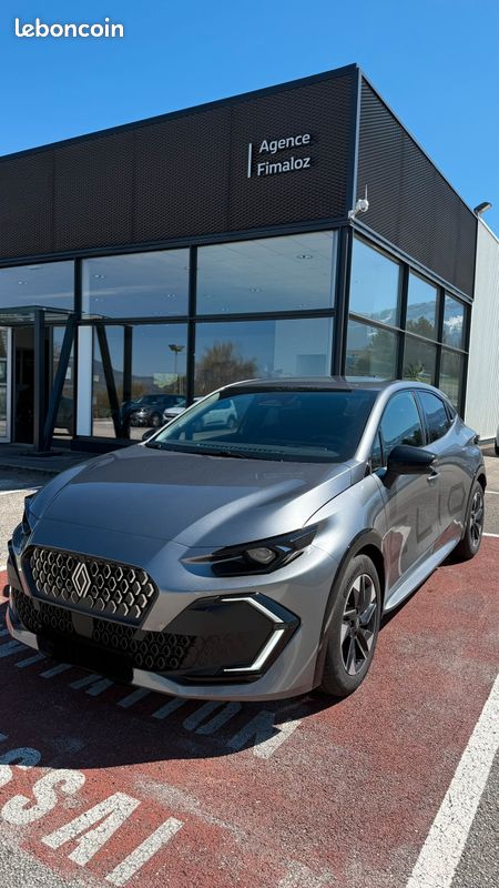 Nouvelle Clio full hybride e-tech 1.8l 160cv finition techno (image 1)