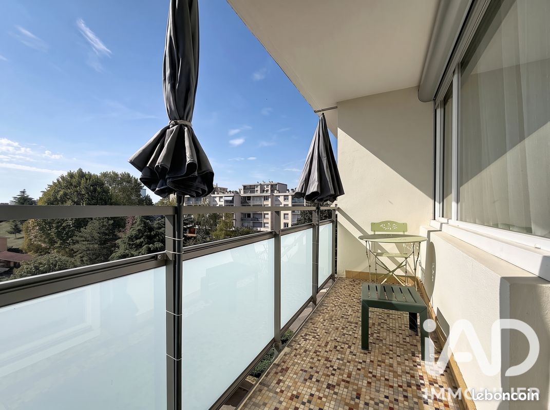 Appartement 3 pièces 80 m² · à Irigny · 80 m² · 190 000 €