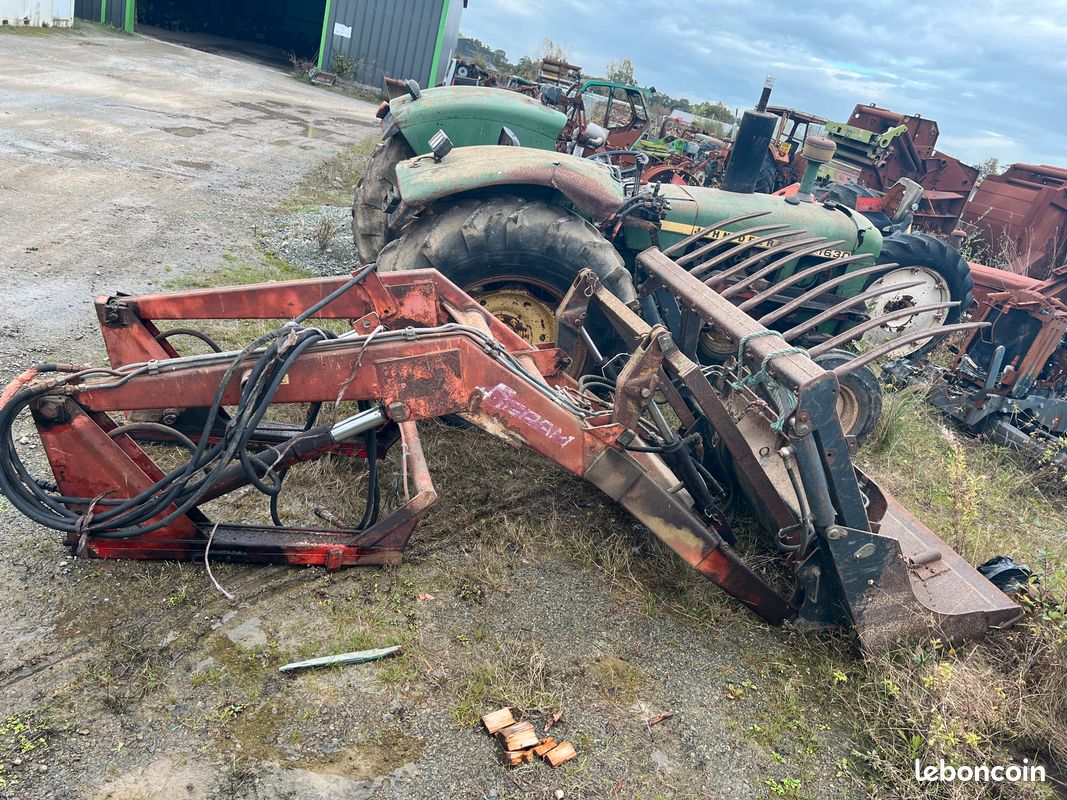 Pièces détachées john deere 1630 (image 4)
