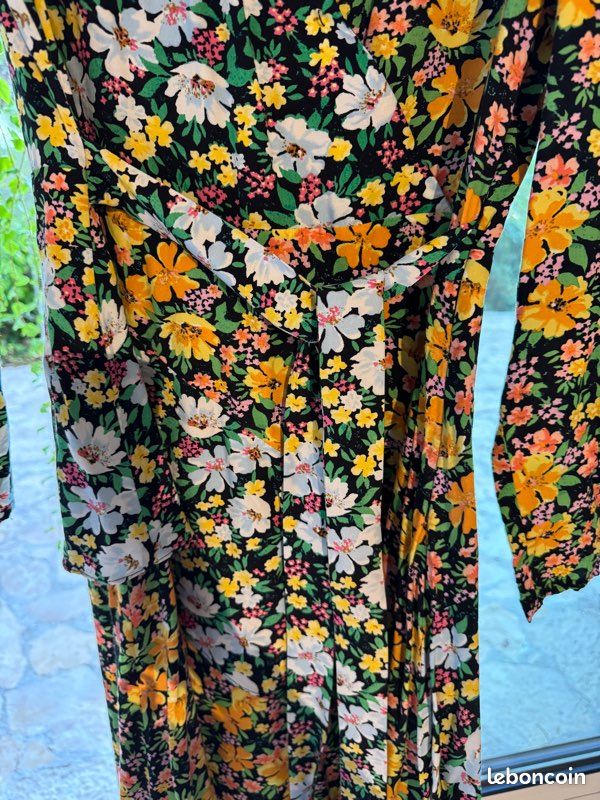 Robe Maje neuve taille 3 (40) (image 2)