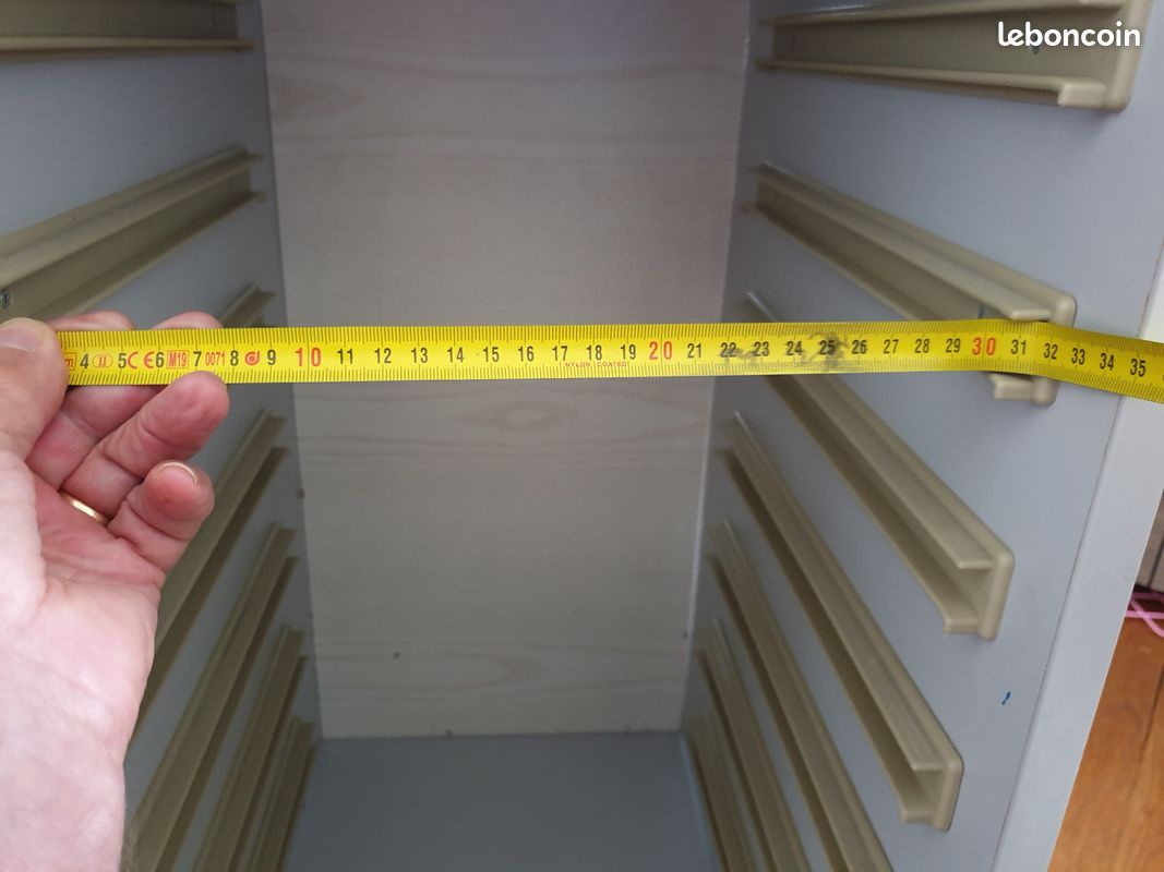 Meuble pour bacs ou étagères (image 3)