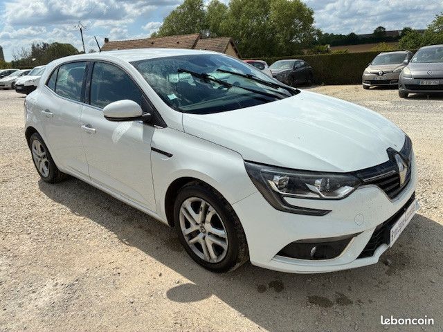 Renault MEGANE IV 1.5 BLUE DCI 115CH BUSINESS (image 2)