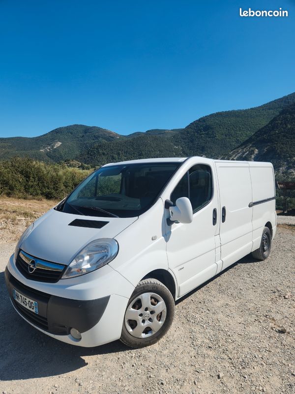 Opel vivaro dci 115 (image 2)