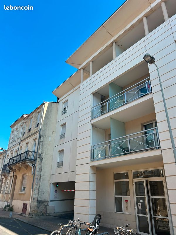 Appartement 1 pièce 29 m² · à Bordeaux · 28,5 m² · 780 €