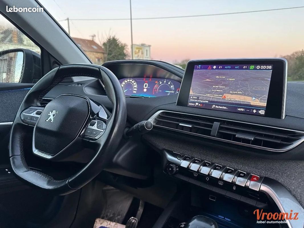 Peugeot 5008 1.2 PURETECH 130CH S&S ALLURE BVM6 (image 19)