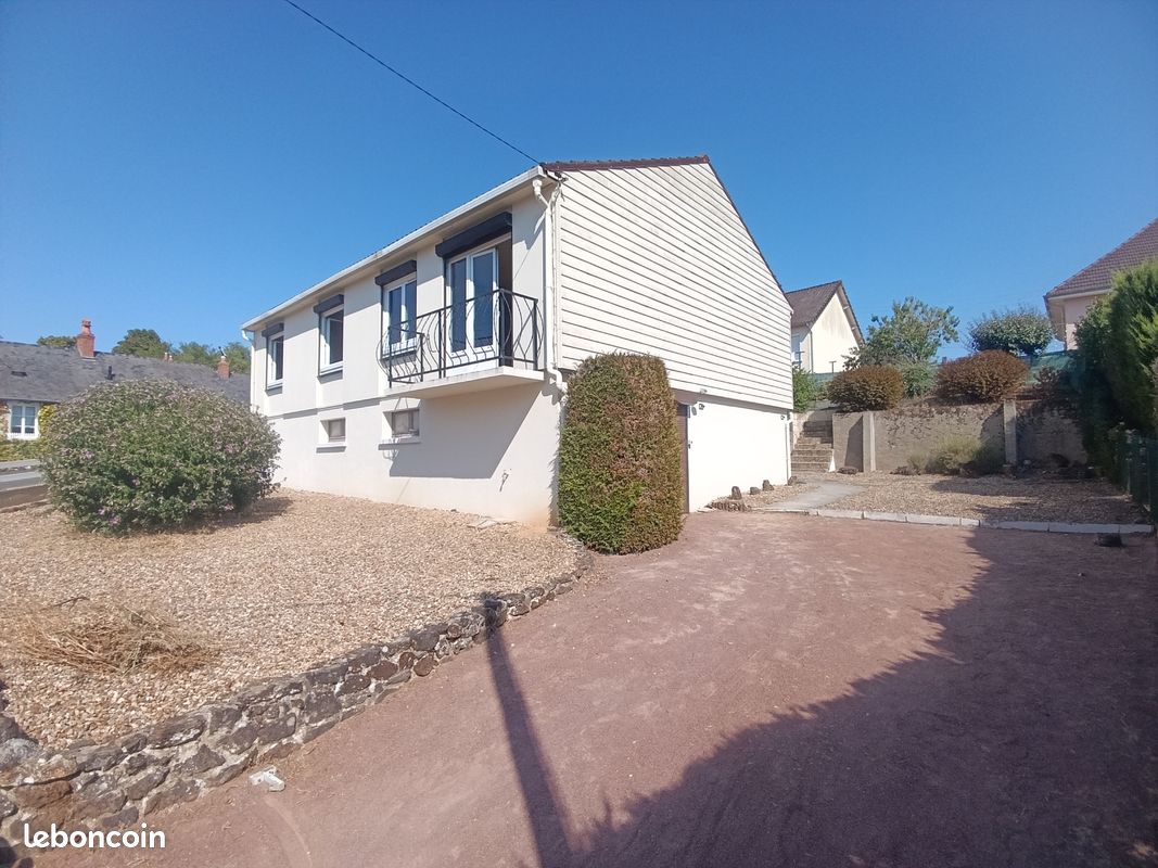 Maison 5 pièces 100 m² · à Écommoy · 100 m² · 137 000 €