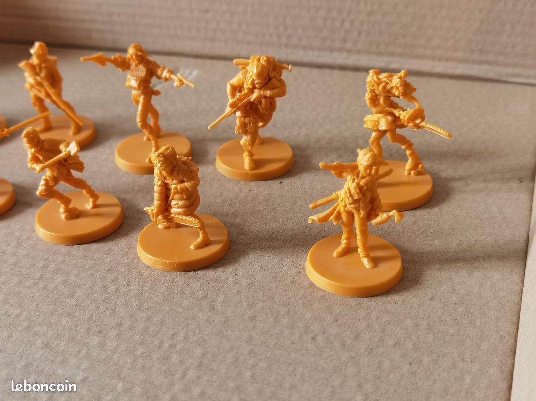 Lot de 3 ou 4 Figurines de personnages – ZOMBICIDE (image 13)