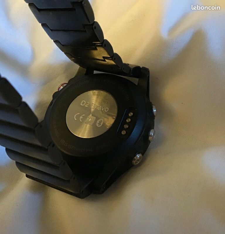 Garmin D2 Bravo Montre GPS NOIR (image 5)