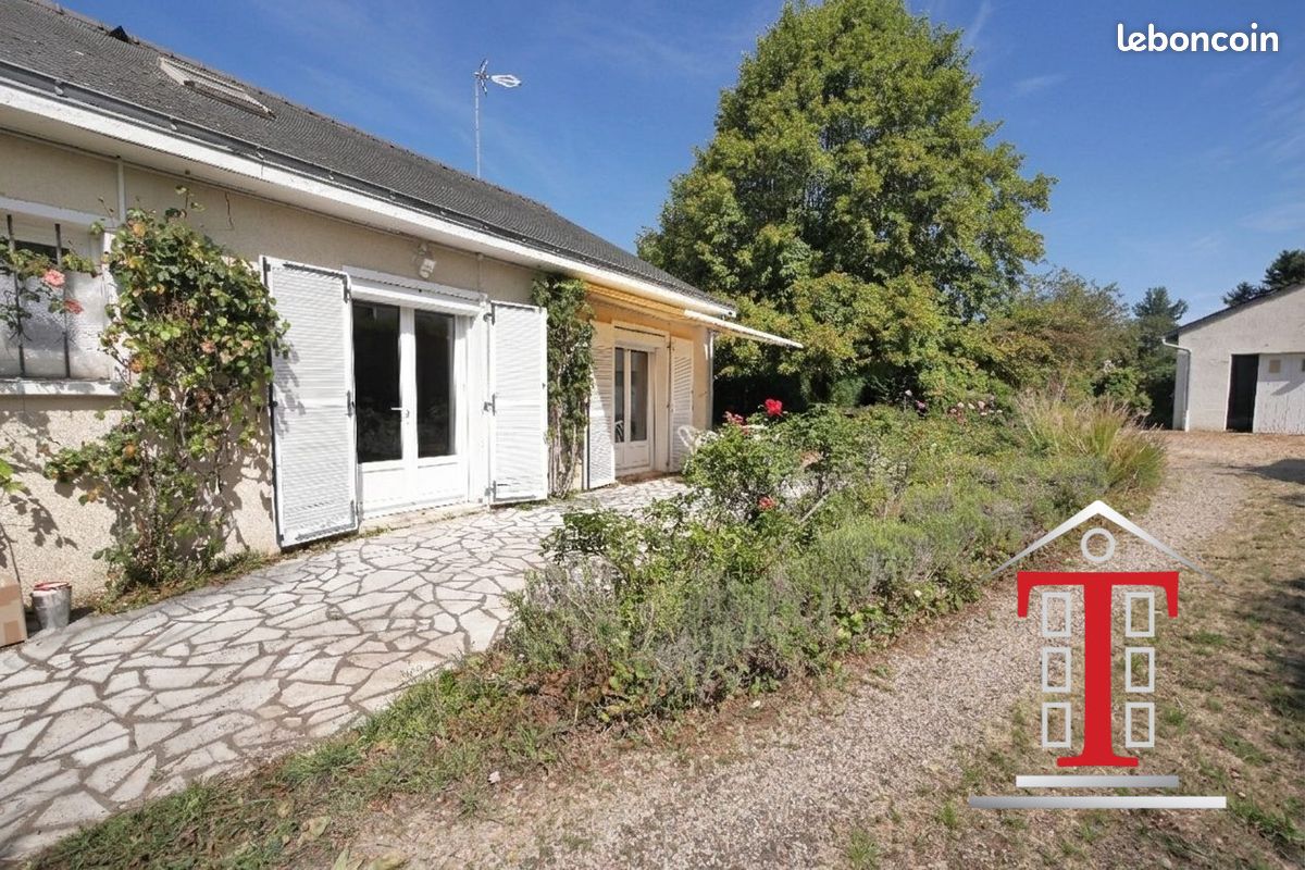 Maison 8 pièces 180 m² · à Beaufort-en-Anjou · 180 m² · 160 000 €