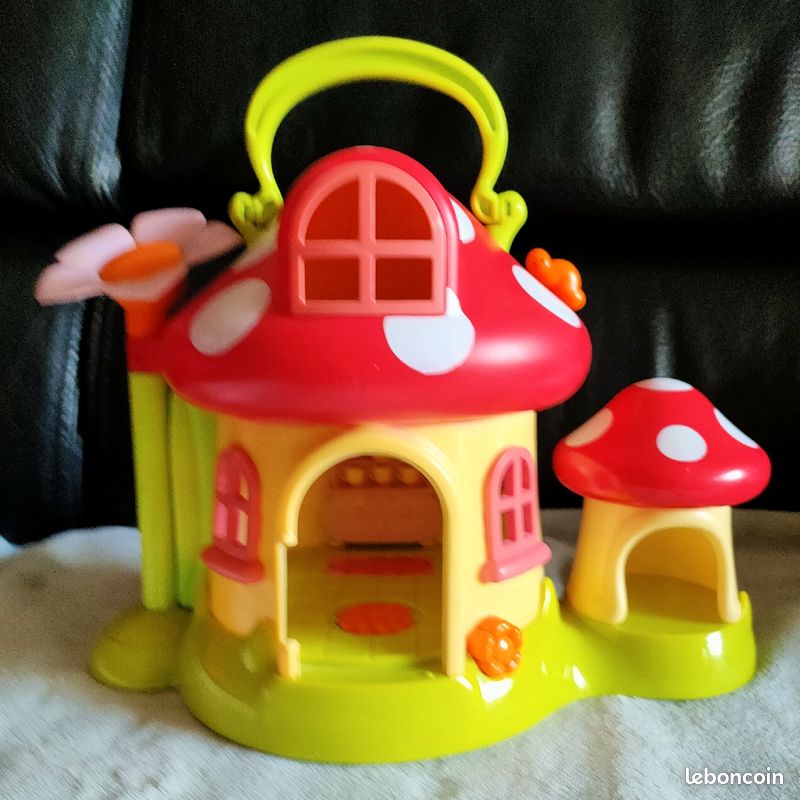 Petite maison champignon musical (image 1)