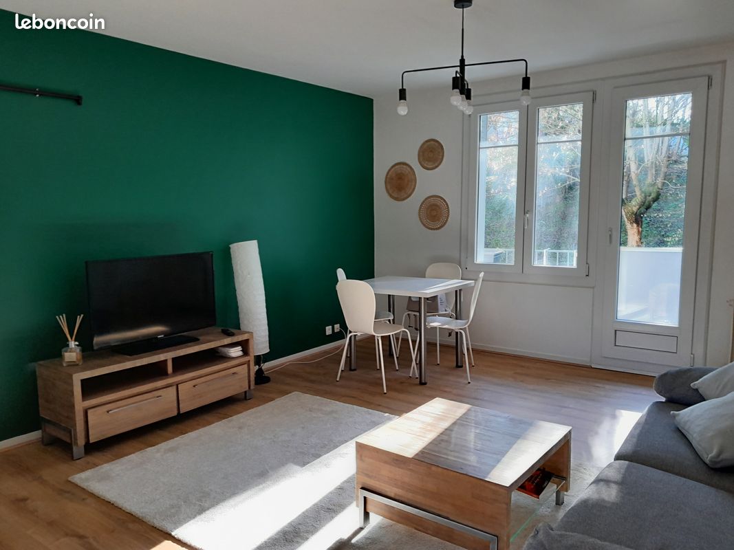 Beau T4 meublé - Billère 64140 (image principale 0)