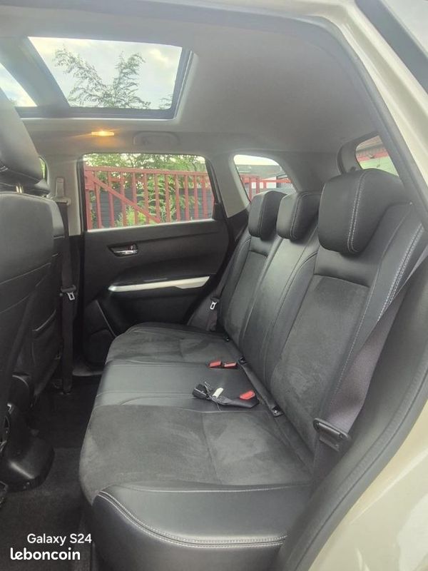 Suzuki Vitara 1.6 DDIS 120 PRIVILEGE ALLGRIP 4WD (image 15)