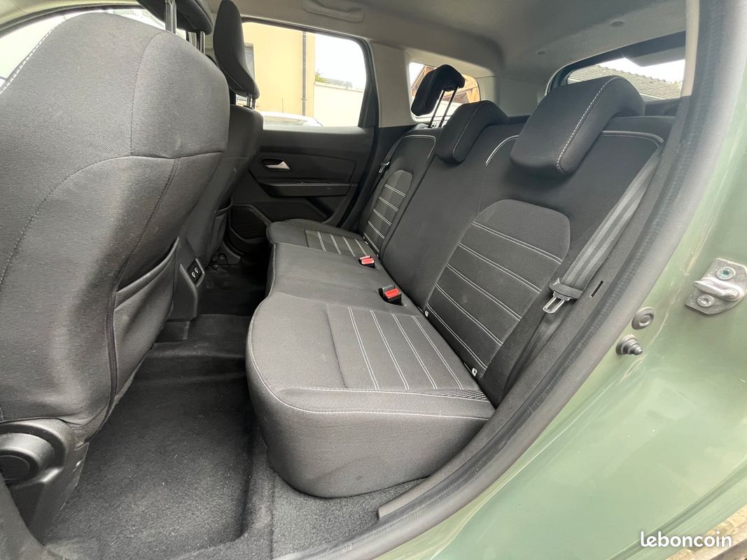 Dacia DUSTER 1.5 BLUE DCI 115 Journey + Blue dCi 115 4x2 (image 10)